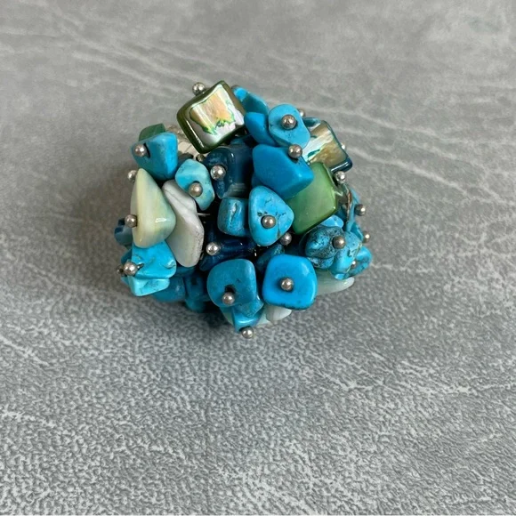 Blue and White Cluster Statement Ring with Organic Design - Picture 5 of 9